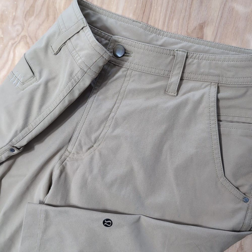 Lululemon Stone Brown Thick Nylon Mens Short Size 32x10" 5 Pocket‎ Flaw